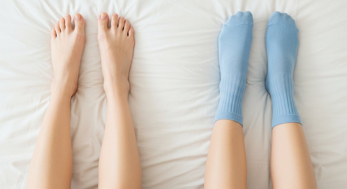 靴下 履い て 寝る
